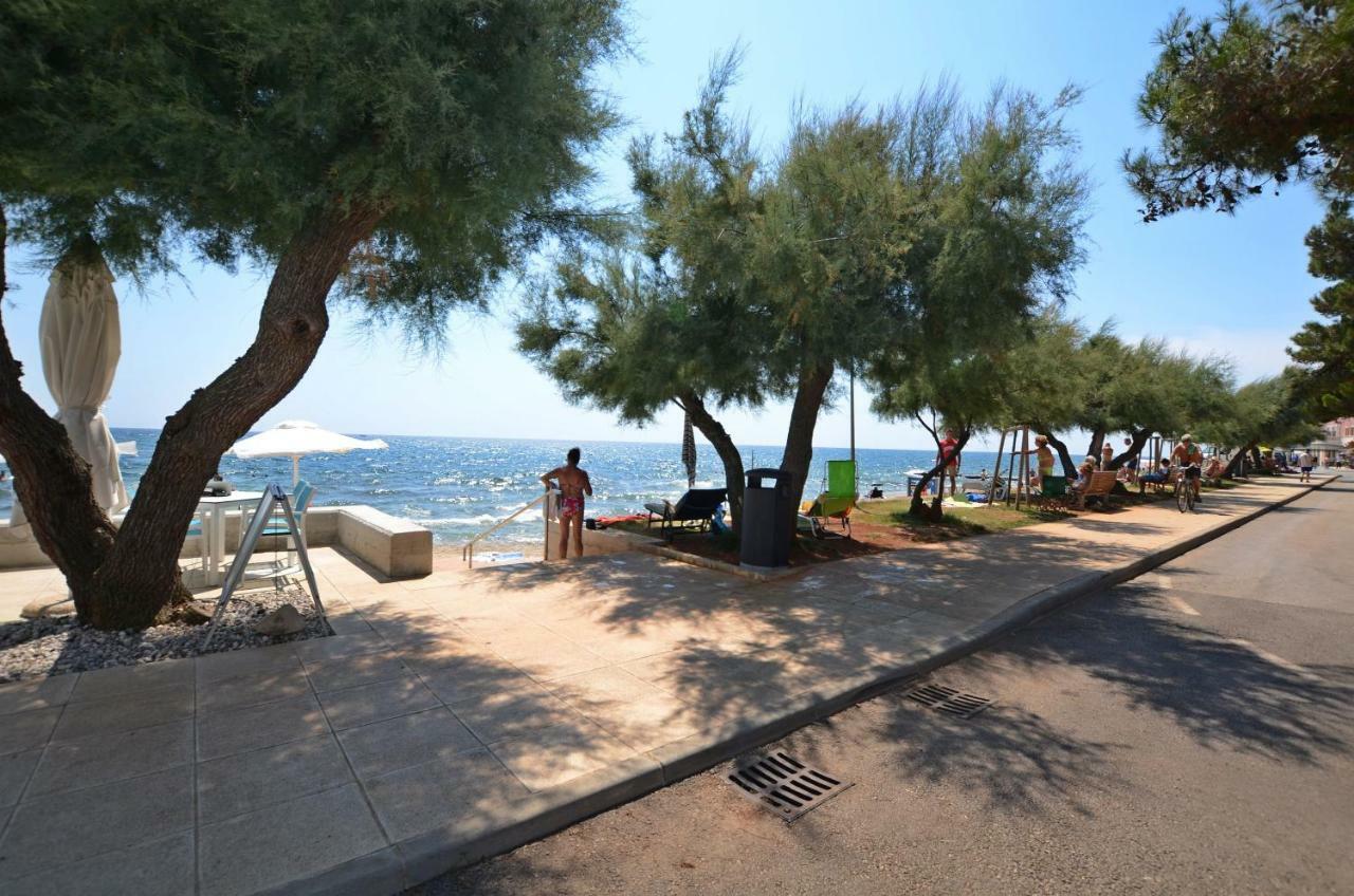 Apartment Auretta Novigrad Istria Buitenkant foto